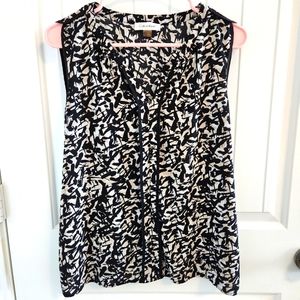 Calvin Klein Sleeveless Ivory & Black Print Split Neckline Size Large
